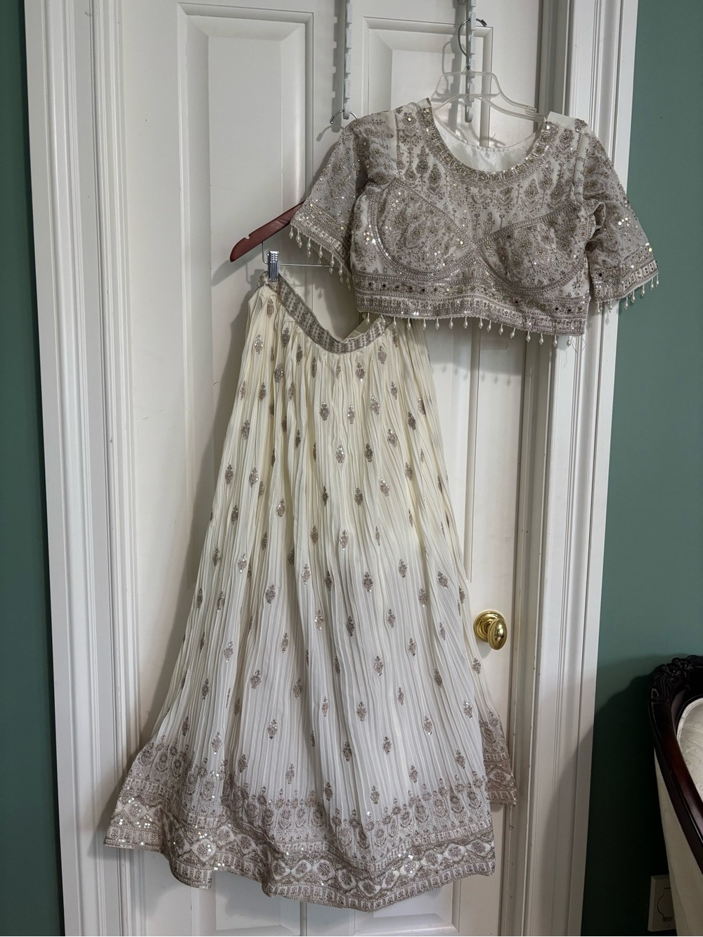 Wedding bridal 3 piece ivory handmade embroidered Lehenga Crop Top Dupetta Large
